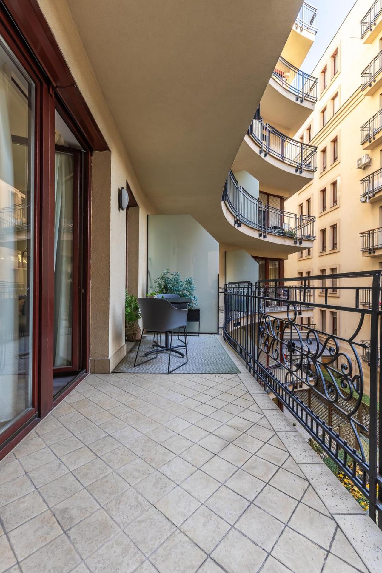 Venus Apartments - King Street V - Balcony Budapest Extérieur photo