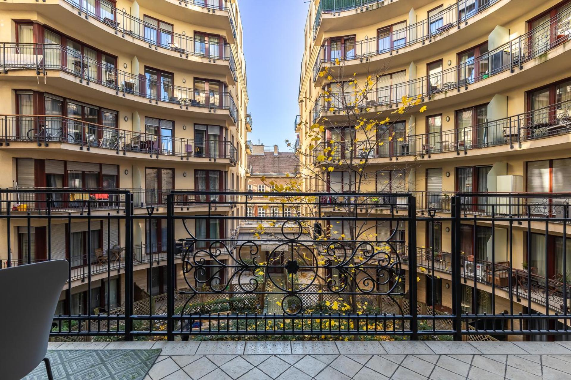Venus Apartments - King Street V - Balcony Budapest Extérieur photo